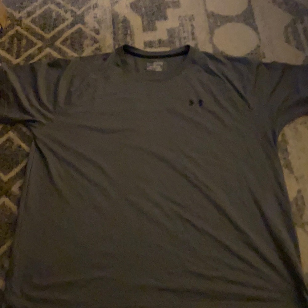 Under Armour heat gear short sleeve